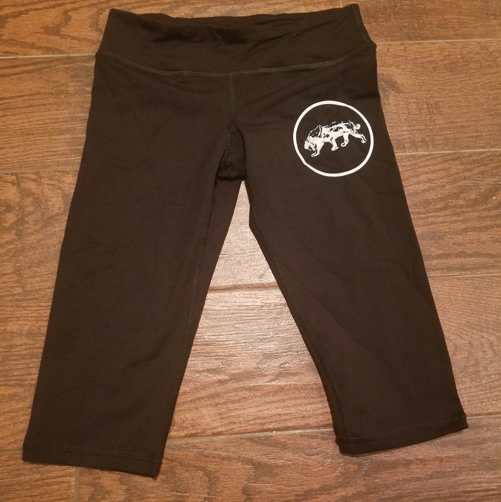 Savage fitness apparel Crop pants